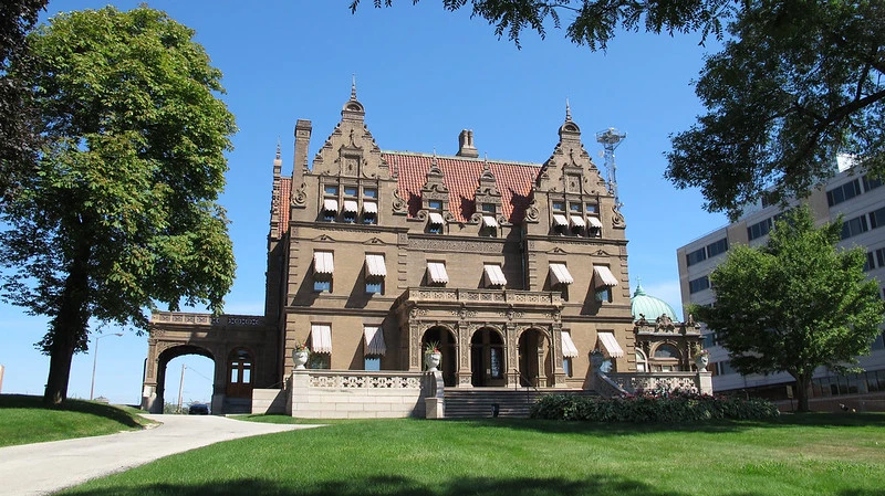 Pabst Mansion